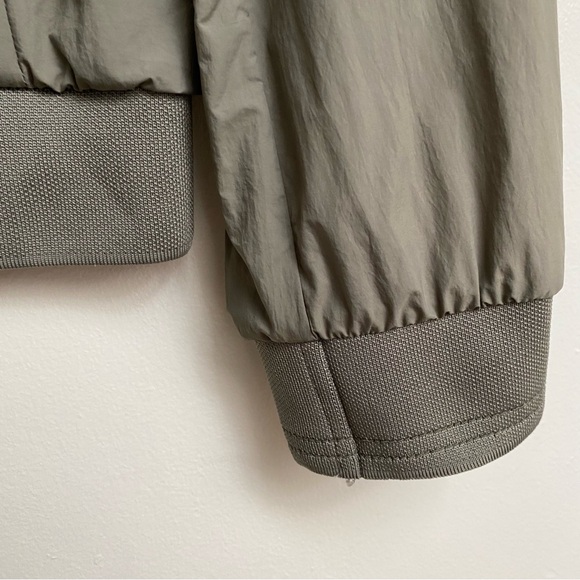 MNG Performance Lightweight Jacket - Picture 6 of 14